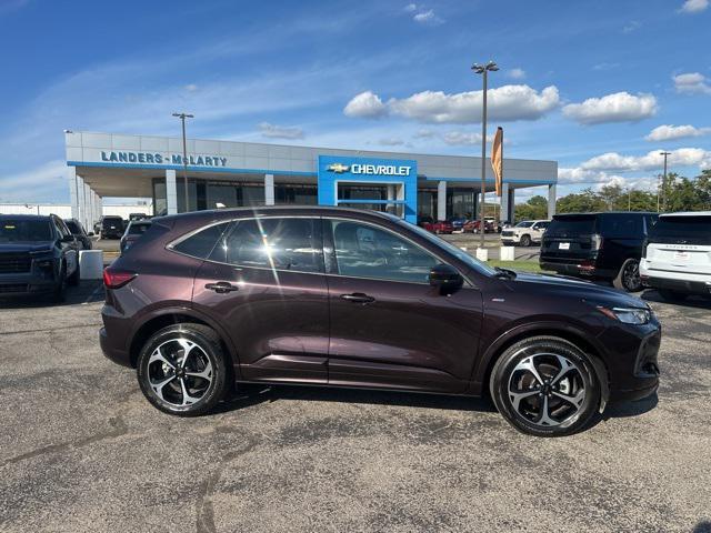 used 2023 Ford Escape car, priced at $25,991
