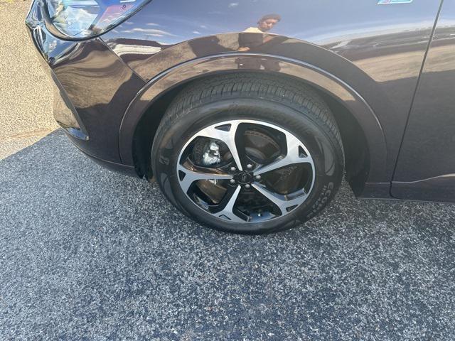 used 2023 Ford Escape car, priced at $25,991