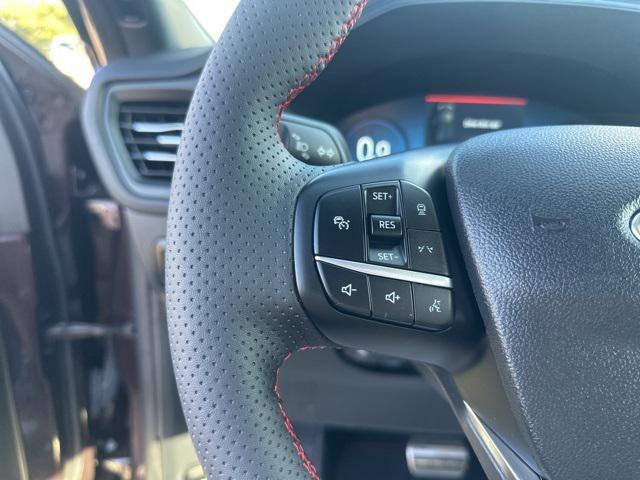 used 2023 Ford Escape car, priced at $25,991