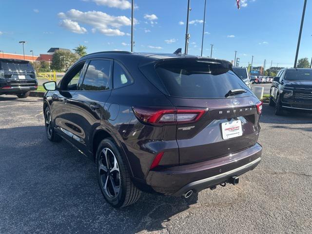 used 2023 Ford Escape car, priced at $25,991