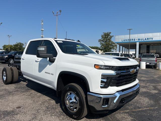 new 2025 Chevrolet Silverado 3500 car, priced at $53,935