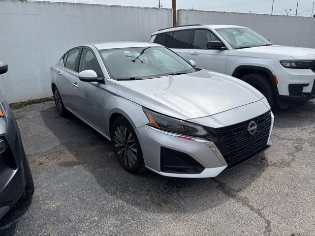 used 2023 Nissan Altima car, priced at $20,592