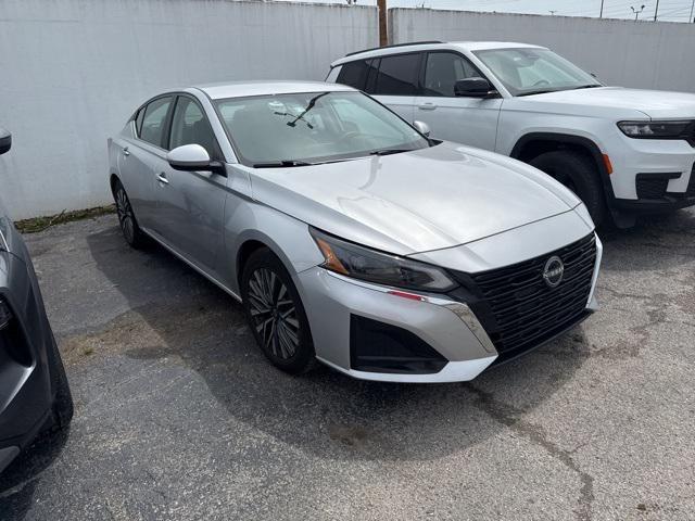 used 2023 Nissan Altima car, priced at $20,592