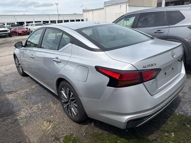 used 2023 Nissan Altima car, priced at $20,592