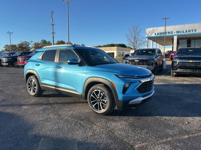 new 2025 Chevrolet TrailBlazer car, priced at $27,976