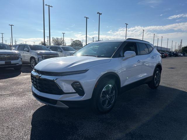 new 2025 Chevrolet Blazer car, priced at $39,220