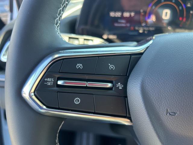 new 2026 Chevrolet Traverse car, priced at $43,455