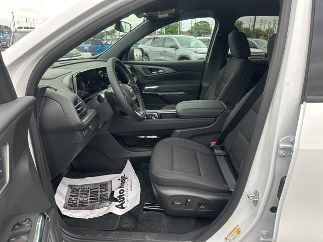 new 2025 Chevrolet Traverse car, priced at $42,744
