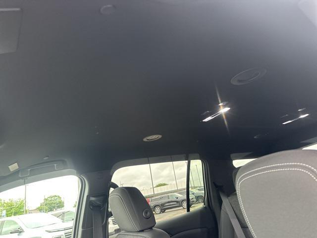 new 2025 Chevrolet Traverse car, priced at $42,744