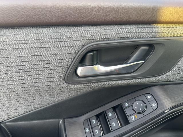 used 2023 Nissan Rogue car, priced at $20,991