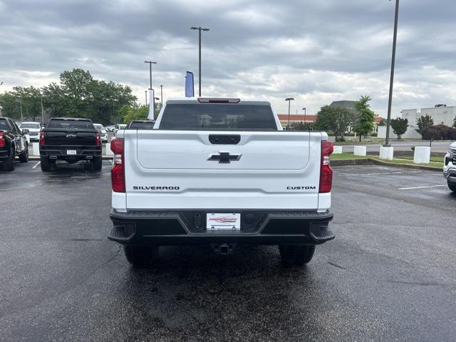 new 2024 Chevrolet Silverado 1500 car, priced at $43,000