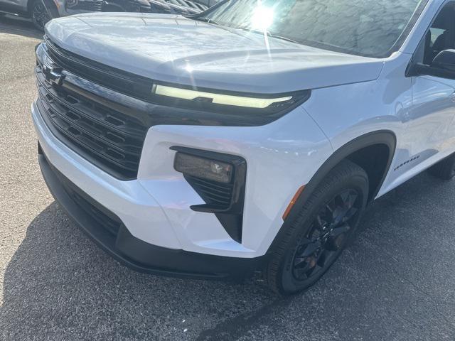 new 2026 Chevrolet Traverse car, priced at $46,475