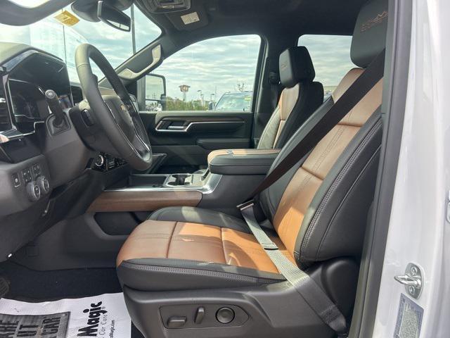 new 2025 Chevrolet Silverado 2500 car, priced at $71,575