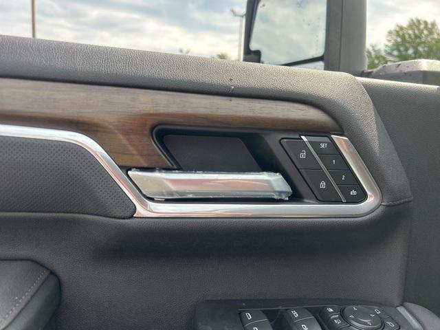 new 2025 Chevrolet Silverado 2500 car, priced at $71,575