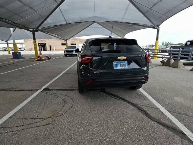 used 2025 Chevrolet Trax car