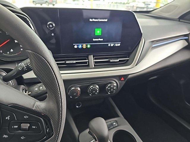 used 2025 Chevrolet Trax car
