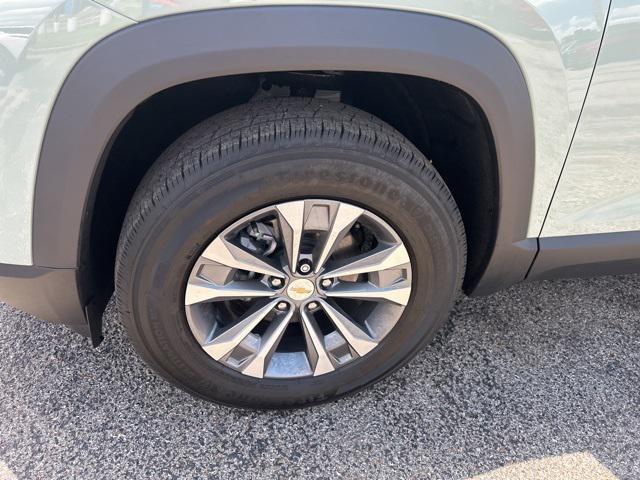 new 2026 Chevrolet Equinox car, priced at $30,363