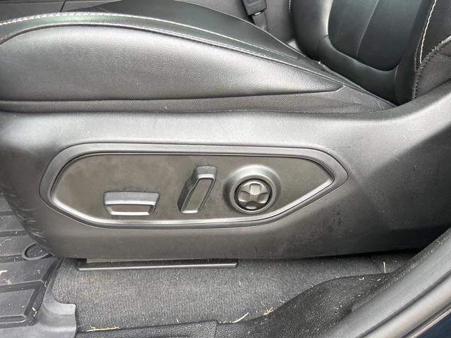 used 2024 Jeep Grand Cherokee L car, priced at $34,991