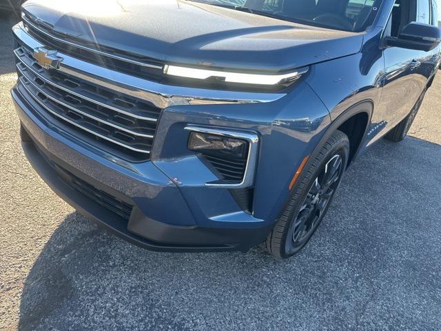 new 2026 Chevrolet Traverse car, priced at $45,345