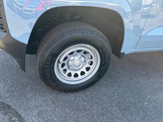 new 2026 Chevrolet Colorado car, priced at $32,980