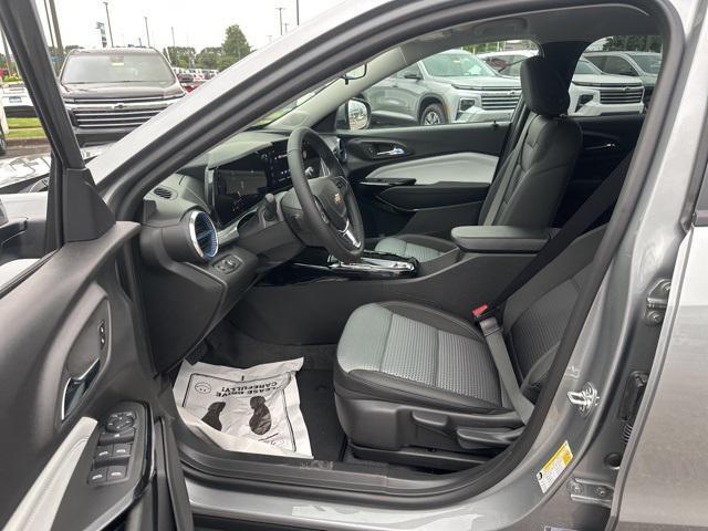 new 2025 Chevrolet Trax car, priced at $25,034