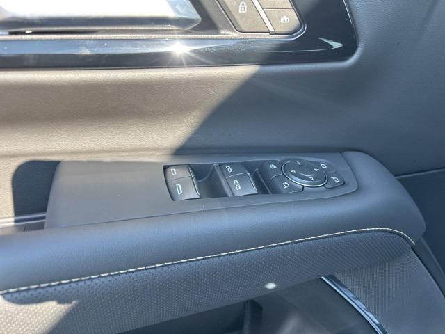 new 2025 Chevrolet Suburban car, priced at $80,414