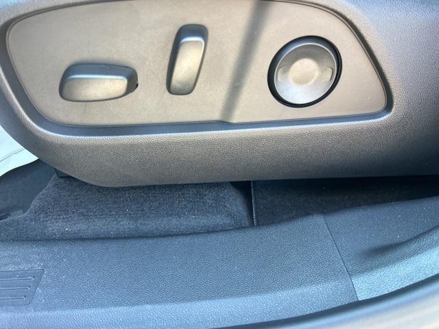 new 2026 Chevrolet Equinox car, priced at $32,340