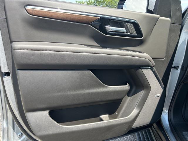 new 2025 Chevrolet Tahoe car, priced at $92,701