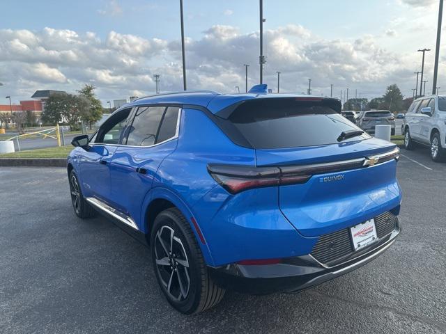 new 2025 Chevrolet Equinox EV car