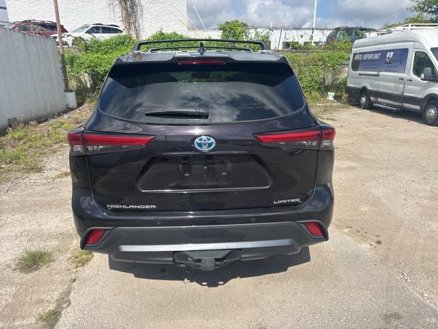 used 2021 Toyota Highlander Hybrid car, priced at $37,991