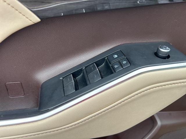 used 2021 Toyota Highlander Hybrid car, priced at $33,477