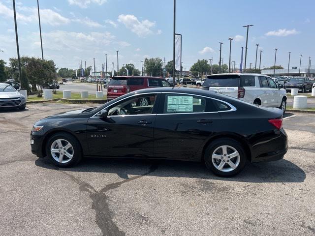 new 2025 Chevrolet Malibu car, priced at $22,995