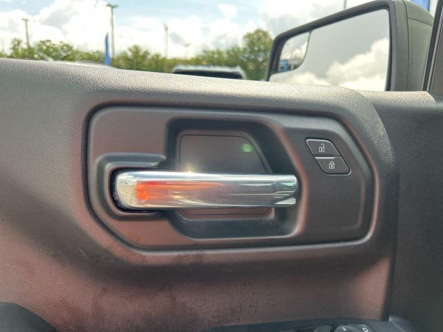 used 2022 Chevrolet Silverado 1500 car, priced at $30,991