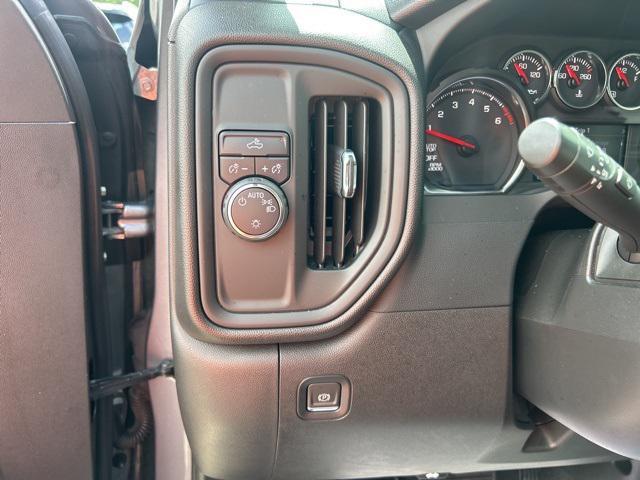 used 2022 Chevrolet Silverado 1500 car, priced at $30,991