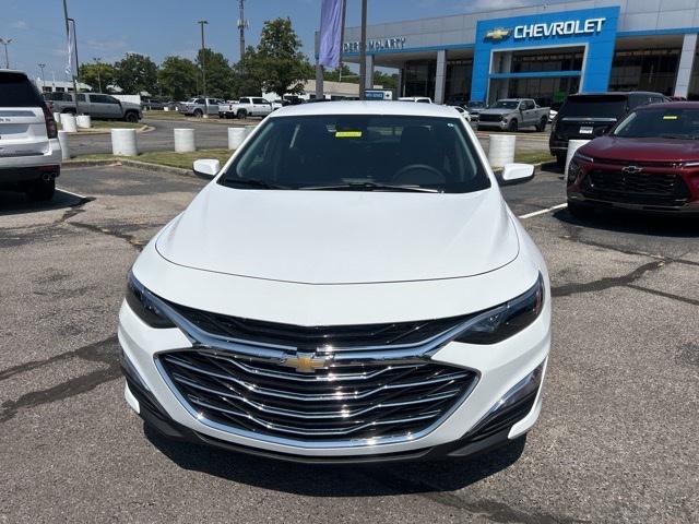 new 2025 Chevrolet Malibu car, priced at $22,995