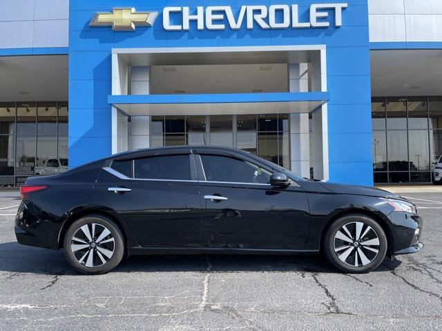 used 2021 Nissan Altima car, priced at $17,074