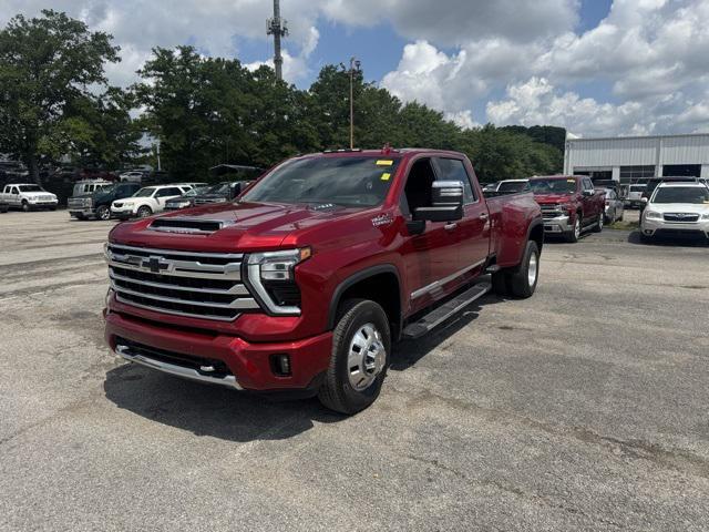 used 2025 Chevrolet Silverado 3500 car, priced at $72,991