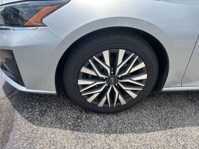 used 2023 Nissan Altima car, priced at $19,994