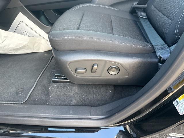 new 2025 Chevrolet Traverse car, priced at $41,244