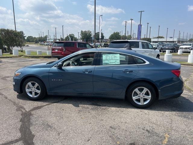 new 2025 Chevrolet Malibu car, priced at $22,995