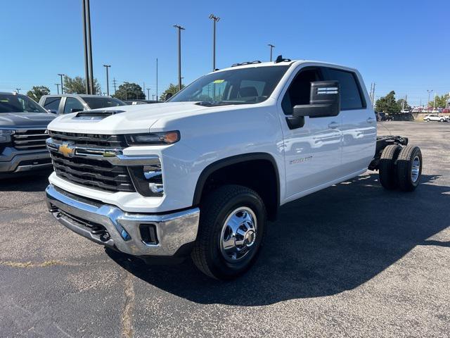 new 2025 Chevrolet Silverado 3500 car, priced at $53,280