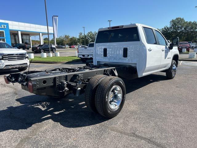 new 2025 Chevrolet Silverado 3500 car, priced at $53,280