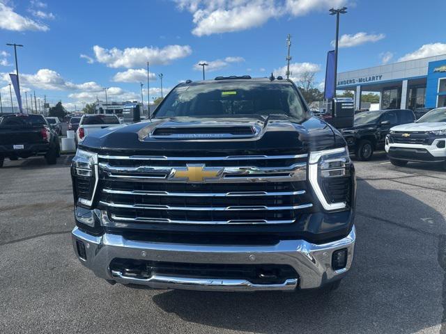 new 2025 Chevrolet Silverado 3500 car, priced at $69,400