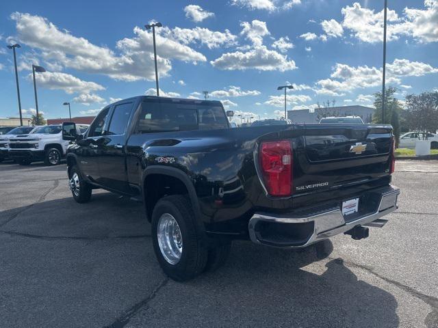 new 2025 Chevrolet Silverado 3500 car, priced at $69,400