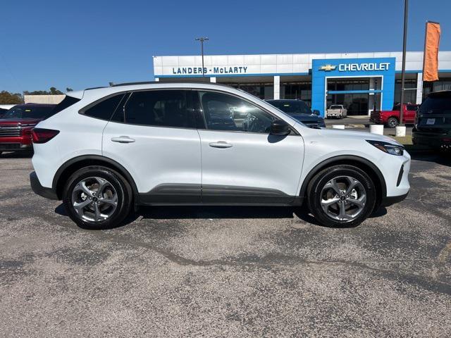 used 2025 Ford Escape car, priced at $24,901