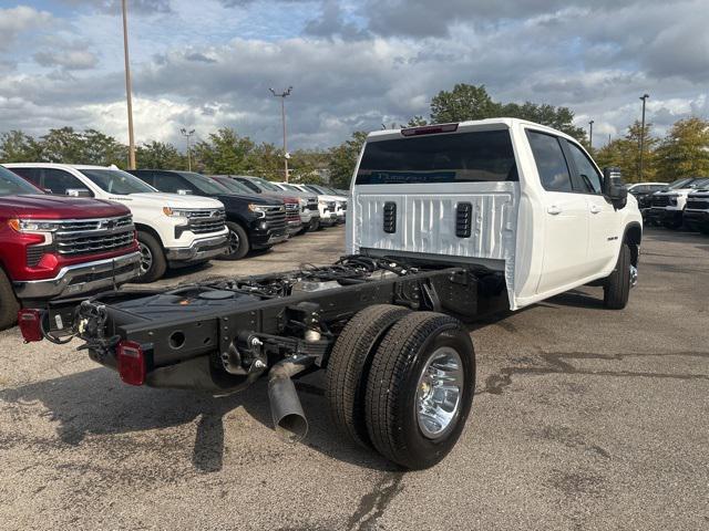 new 2025 Chevrolet Silverado 3500 car, priced at $62,925