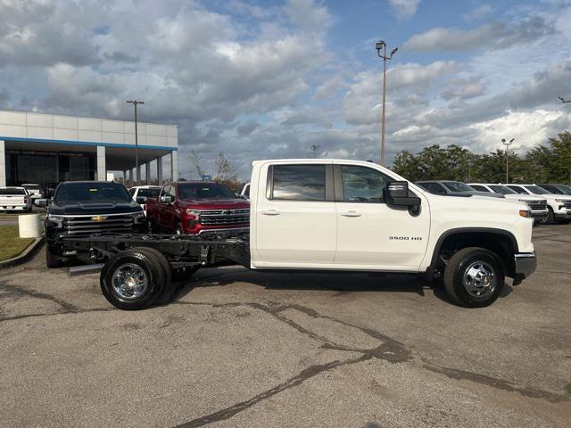 new 2025 Chevrolet Silverado 3500 car, priced at $62,925