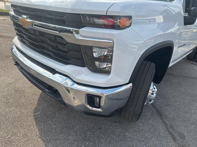 new 2025 Chevrolet Silverado 3500 car, priced at $62,925