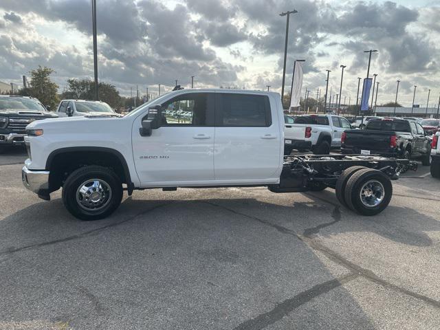 new 2025 Chevrolet Silverado 3500 car, priced at $62,925