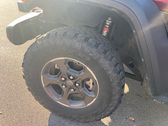 used 2022 Jeep Gladiator car, priced at $38,578